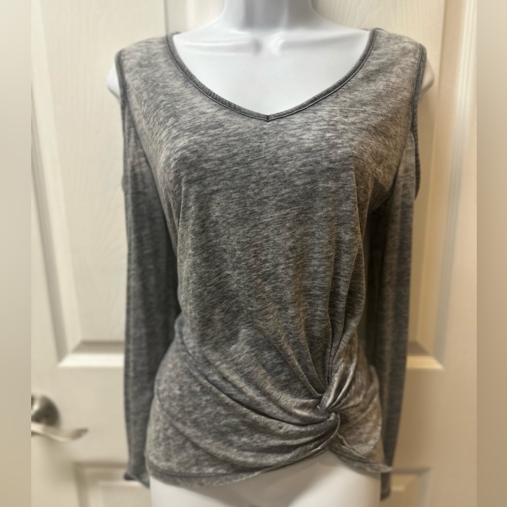 Love Fire Cold Shoulder Twist Front Top